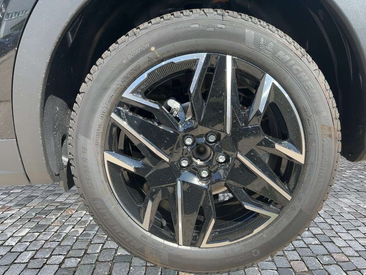 Fahrzeugbild eines Peugeot 3008