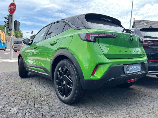 Fahrzeugbild eines Opel Mokka Electric