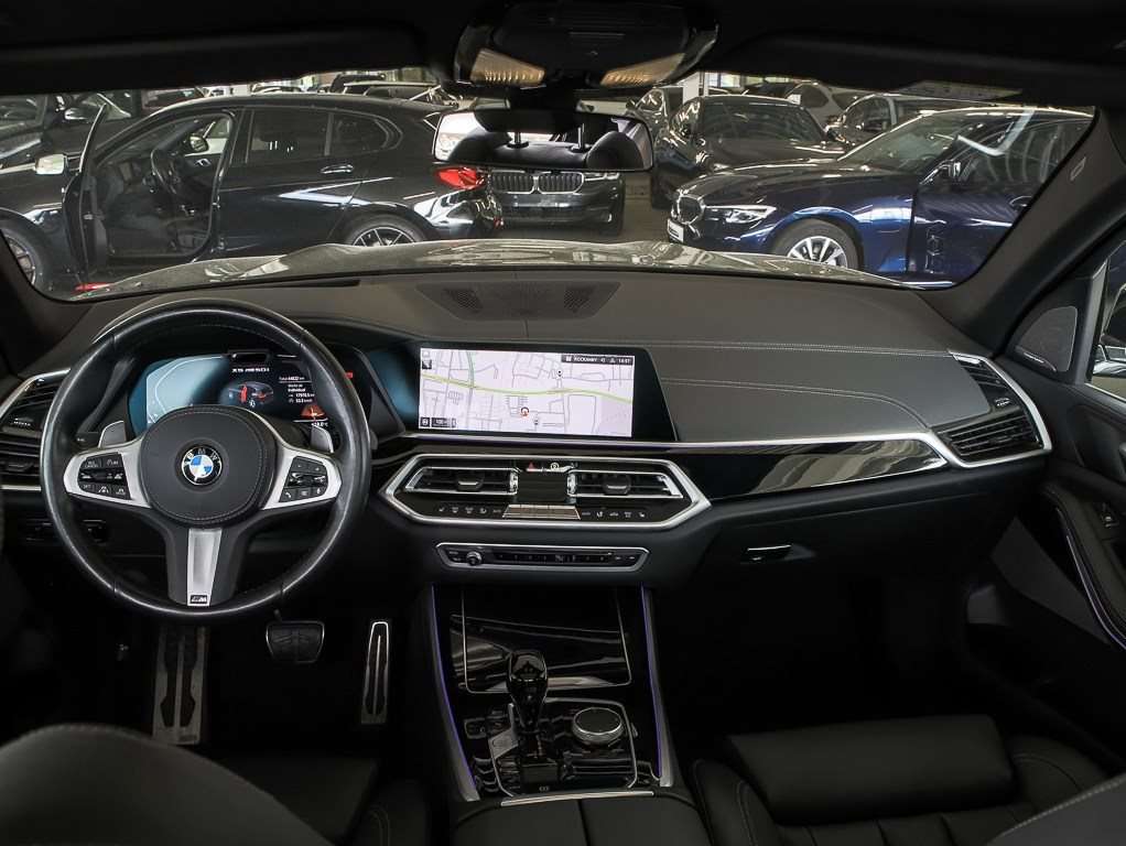 Fahrzeugbild eines BMW X5