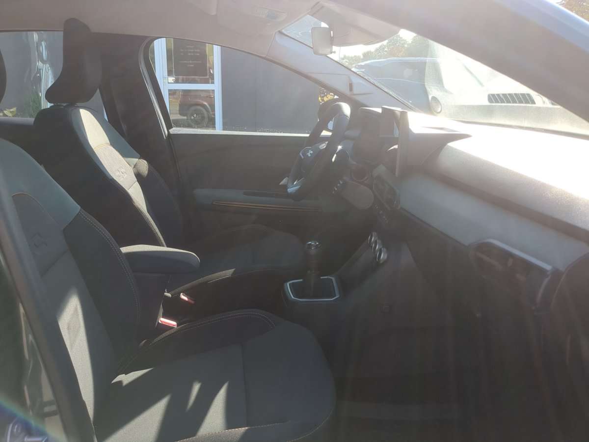 Fahrzeugbild eines Dacia Sandero