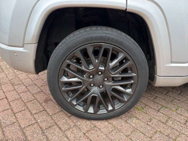 Fahrzeugbild eines Jeep Compass