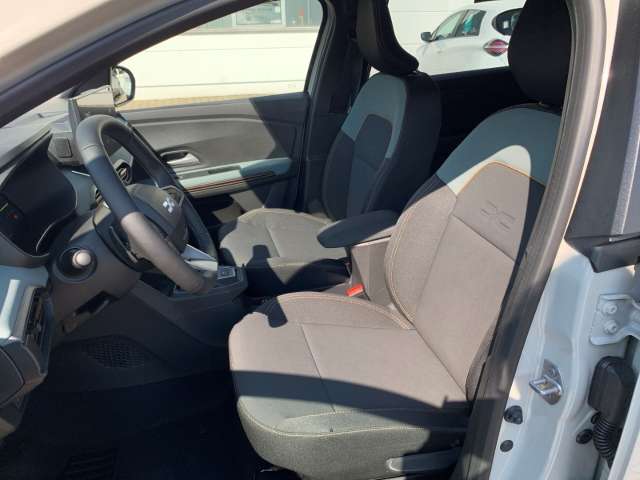 Fahrzeugbild eines Dacia Jogger