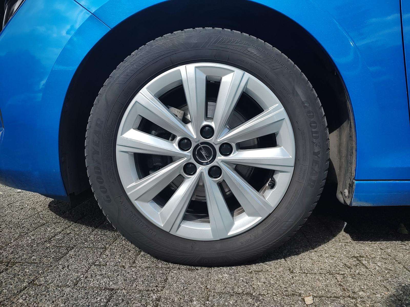 Fahrzeugbild eines Opel Astra