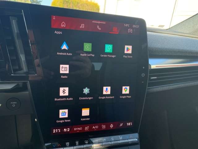 Fahrzeugbild eines Renault Scenic E-TECH