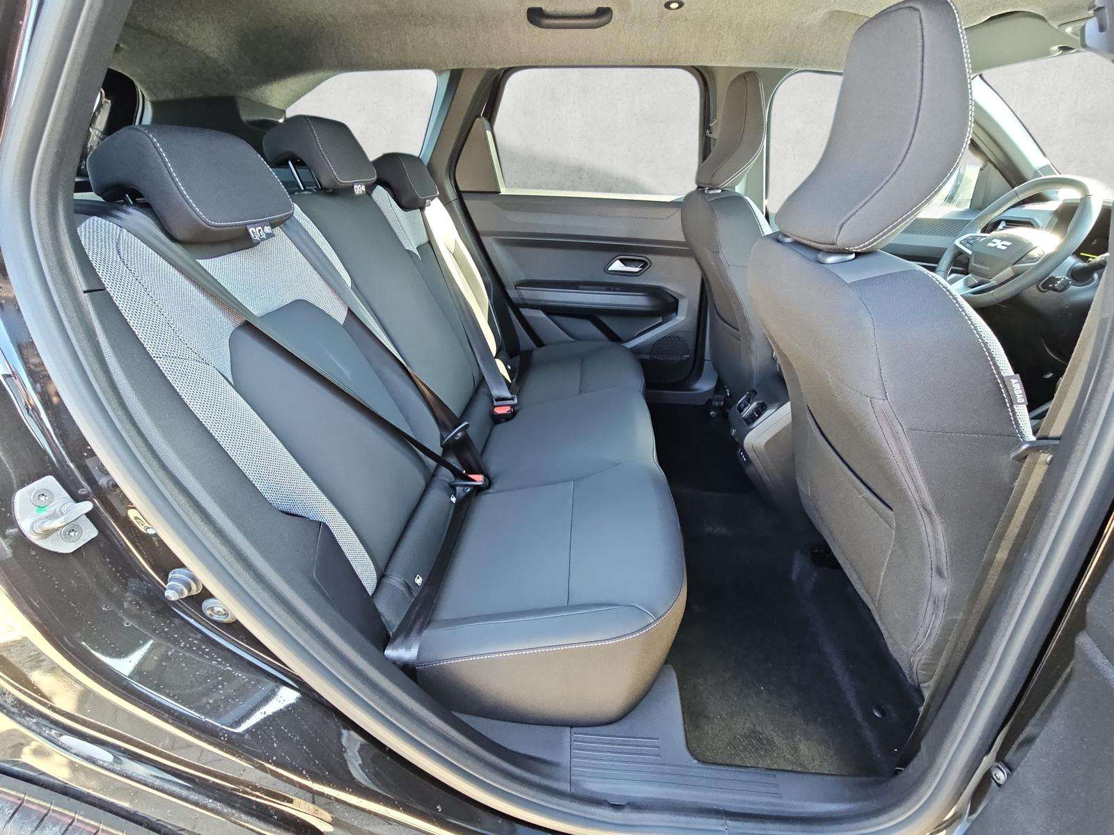 Fahrzeugbild eines Dacia Bigster