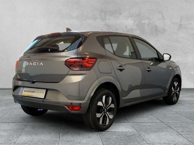 Fahrzeugbild eines Dacia Sandero
