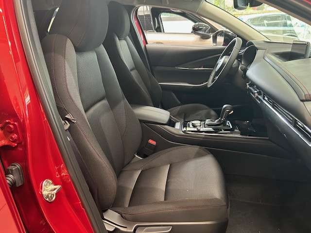 Fahrzeugbild eines Mazda CX-30