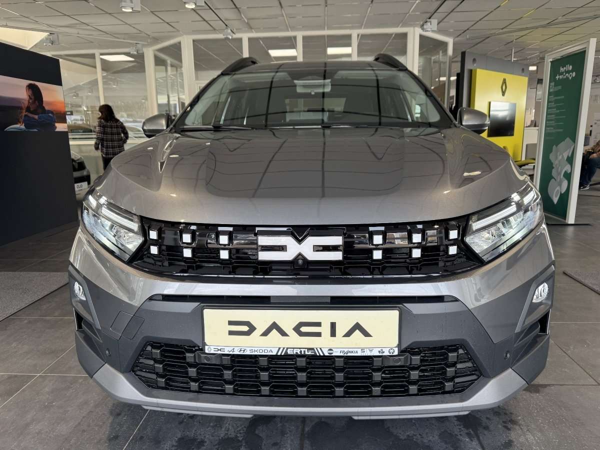 Fahrzeugbild eines Dacia Jogger