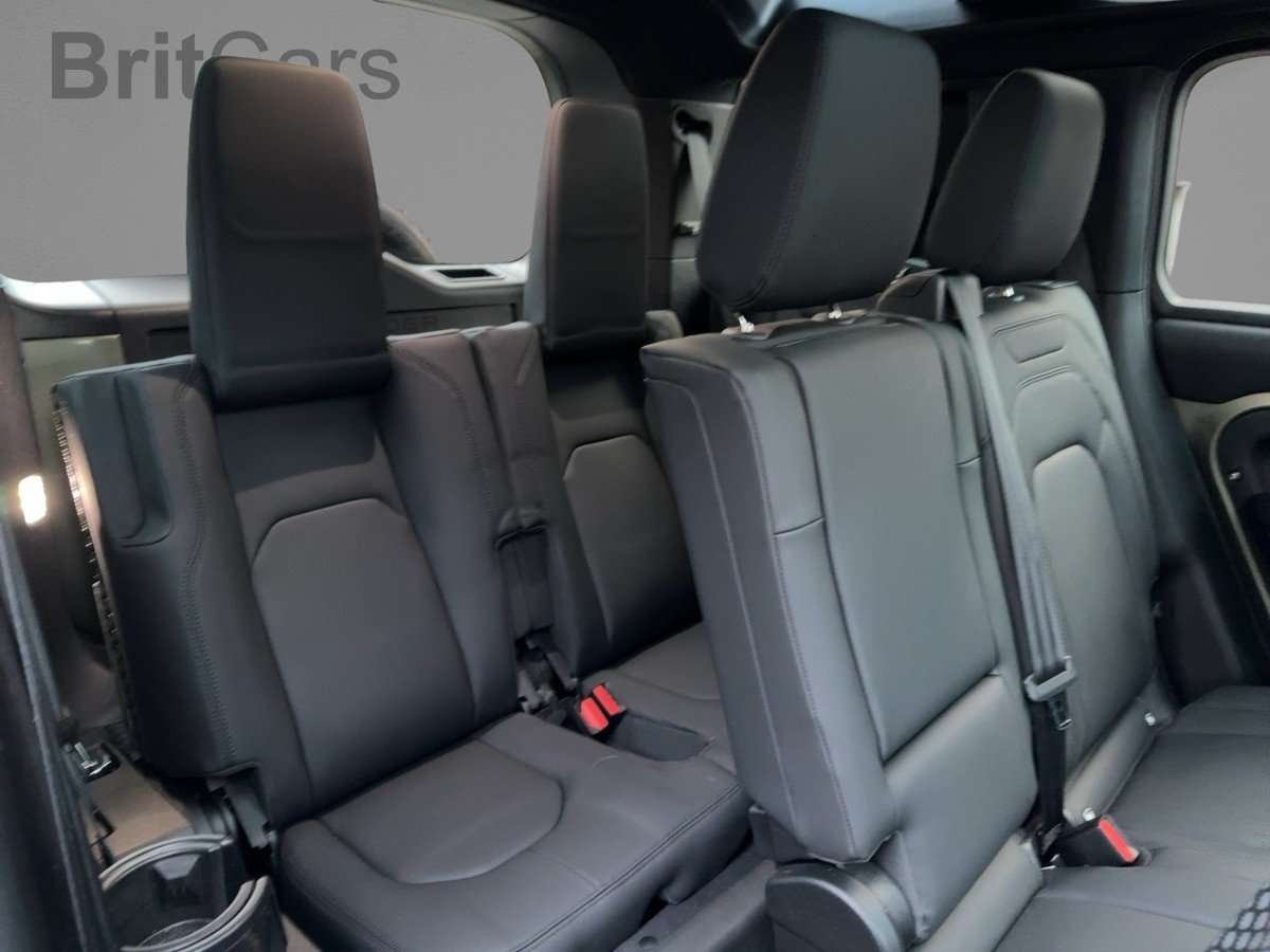 Fahrzeugbild eines Land Rover Defender