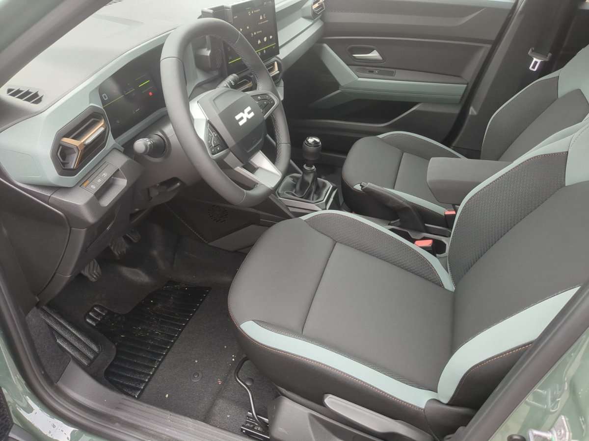 Fahrzeugbild eines Dacia Duster