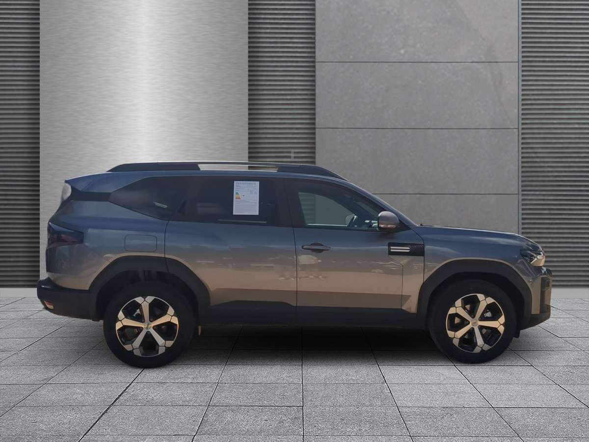 Fahrzeugbild eines Dacia Bigster