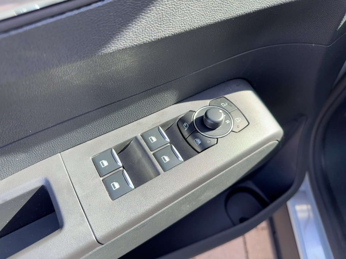 Fahrzeugbild eines Ford Tourneo Courier