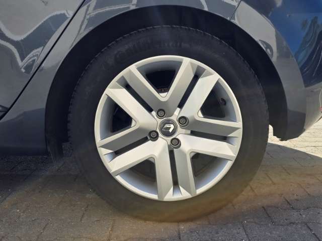 Fahrzeugbild eines Renault Clio