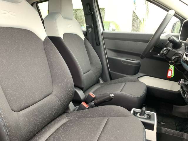 Fahrzeugbild eines Dacia Spring