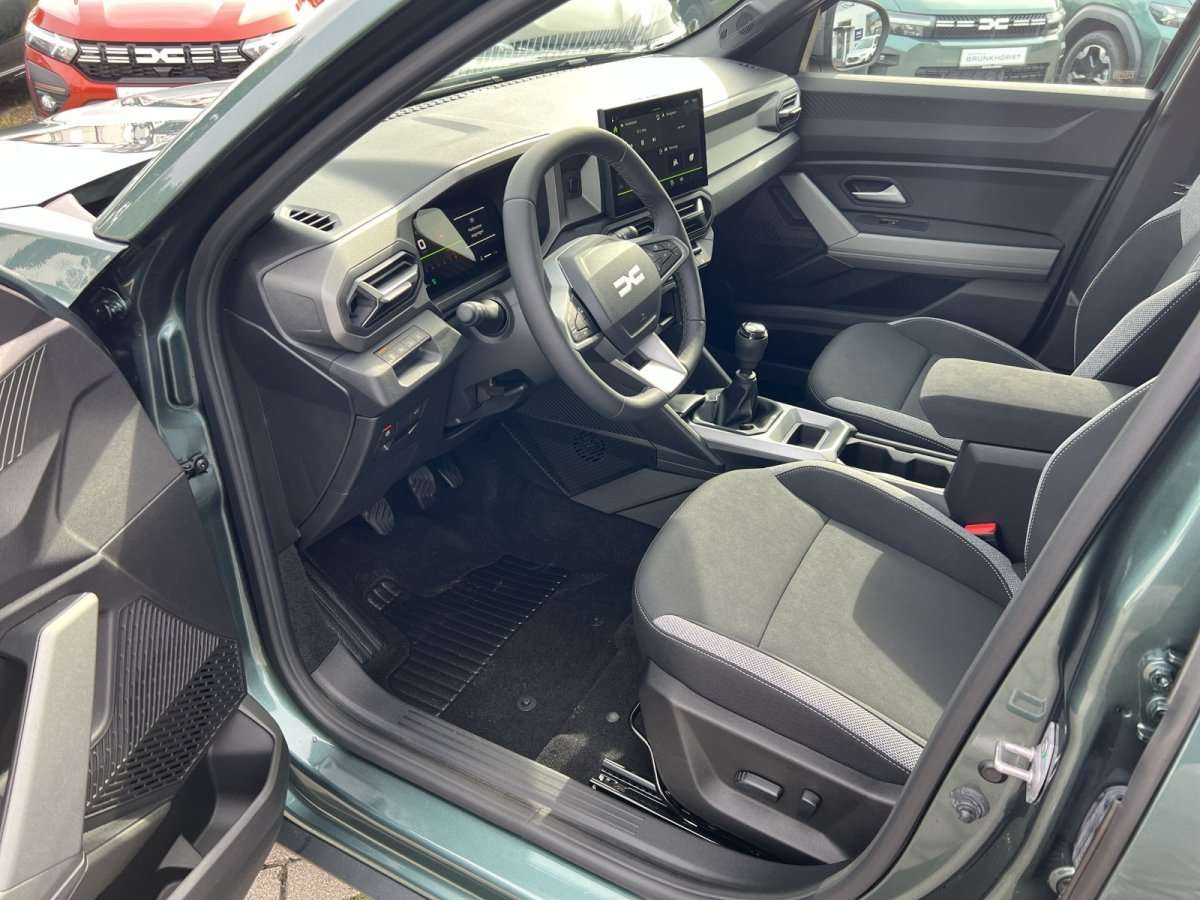 Fahrzeugbild eines Dacia Bigster