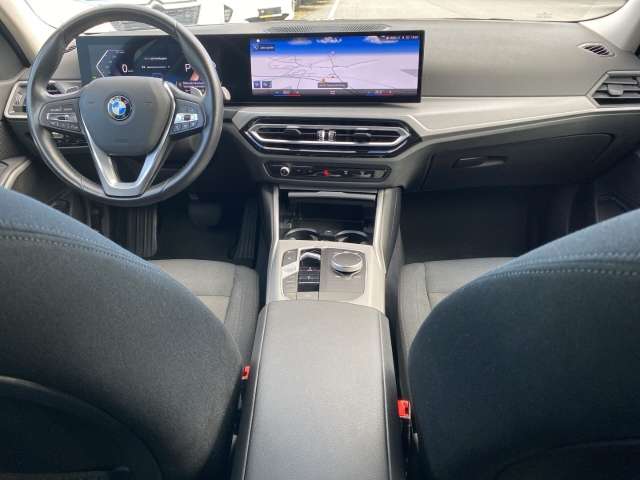 Fahrzeugbild eines BMW 3er-Reihe