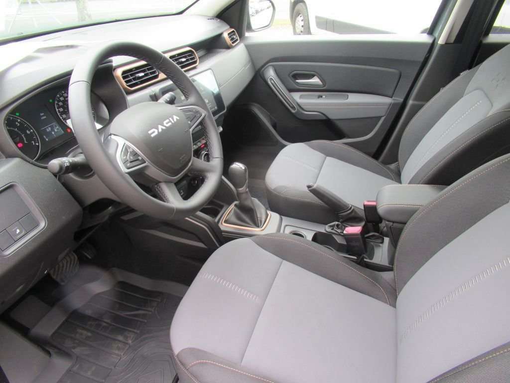 Fahrzeugbild eines Dacia Duster