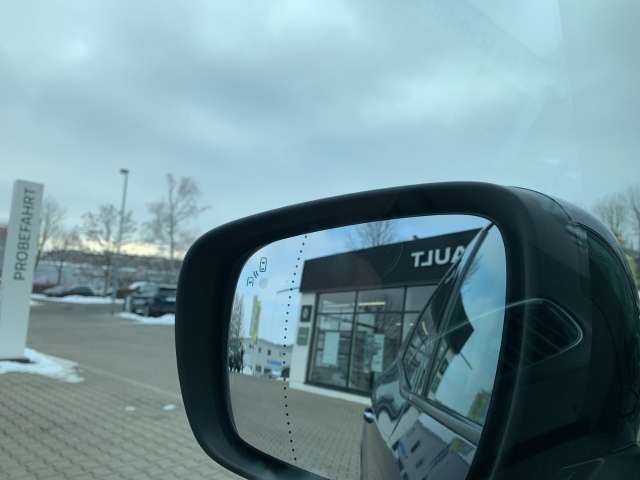 Fahrzeugbild eines Renault Grand Scénic