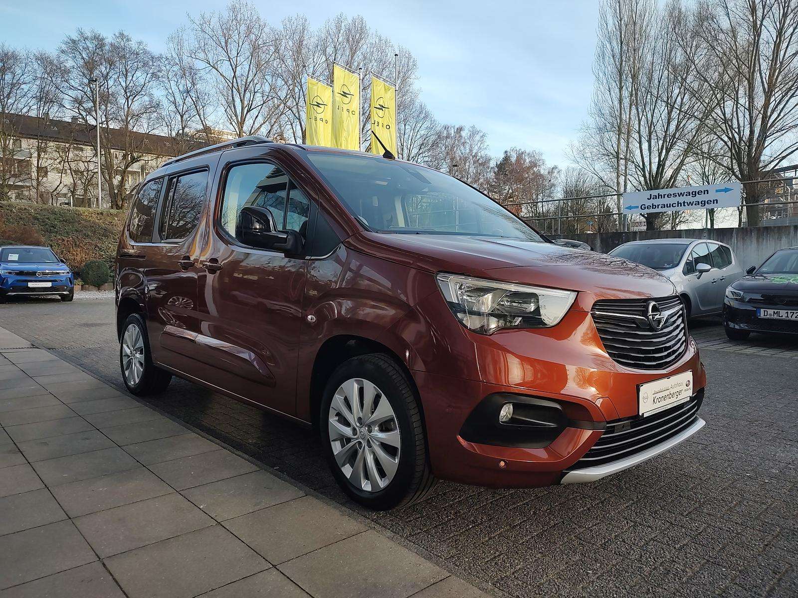 Fahrzeugbild eines Opel Combo Life