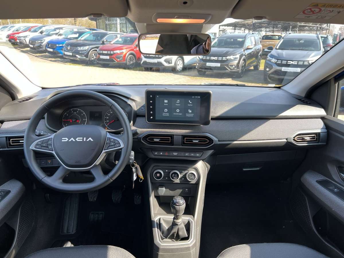 Fahrzeugbild eines Dacia Sandero