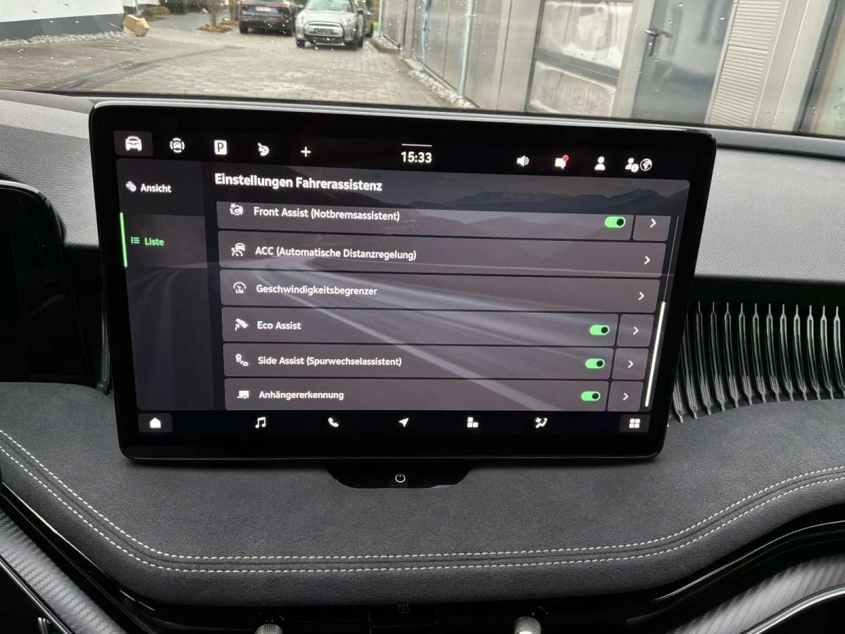 Fahrzeugbild eines Skoda Superb