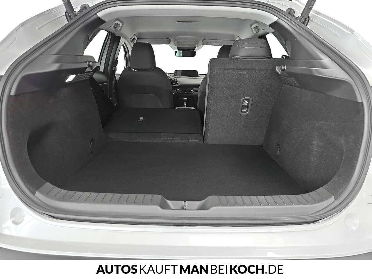Fahrzeugbild eines Mazda CX-30