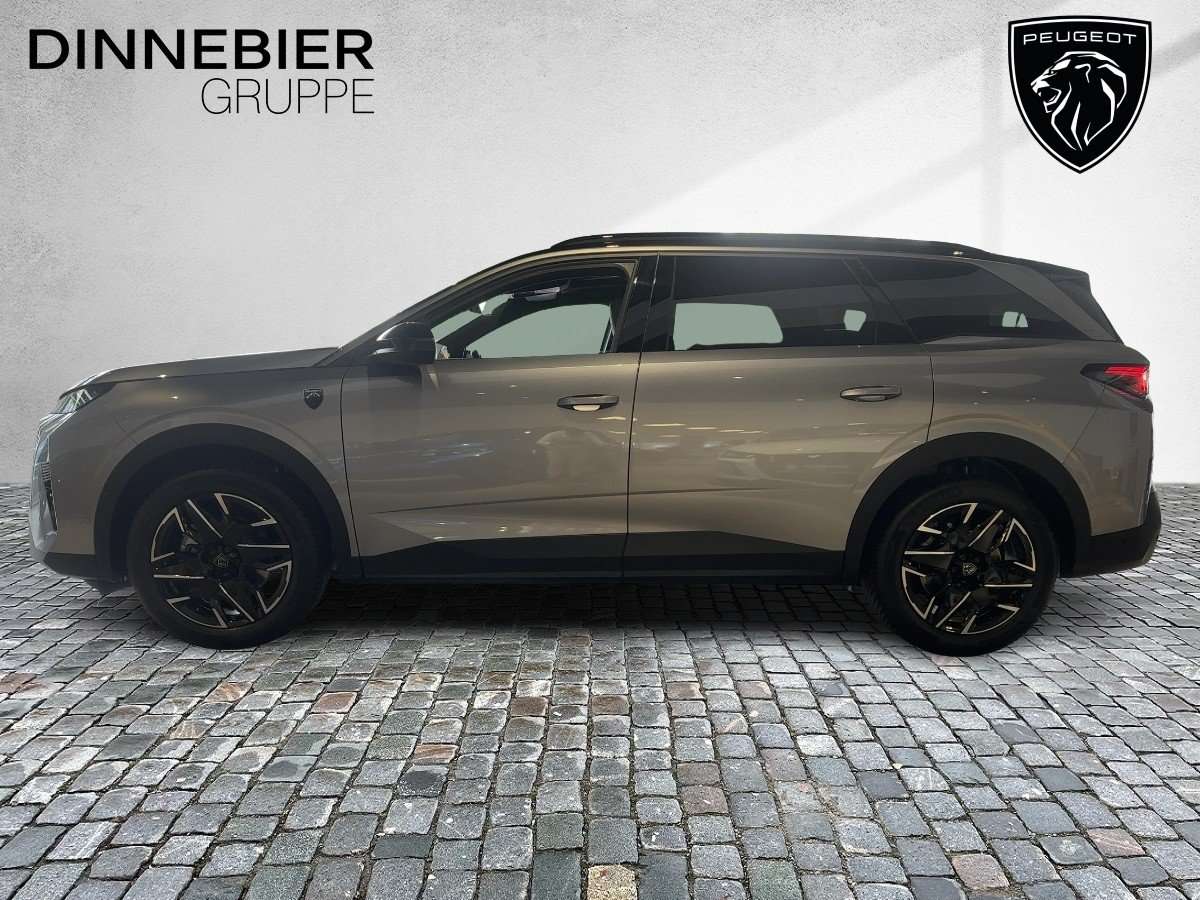 Fahrzeugbild eines Peugeot 5008