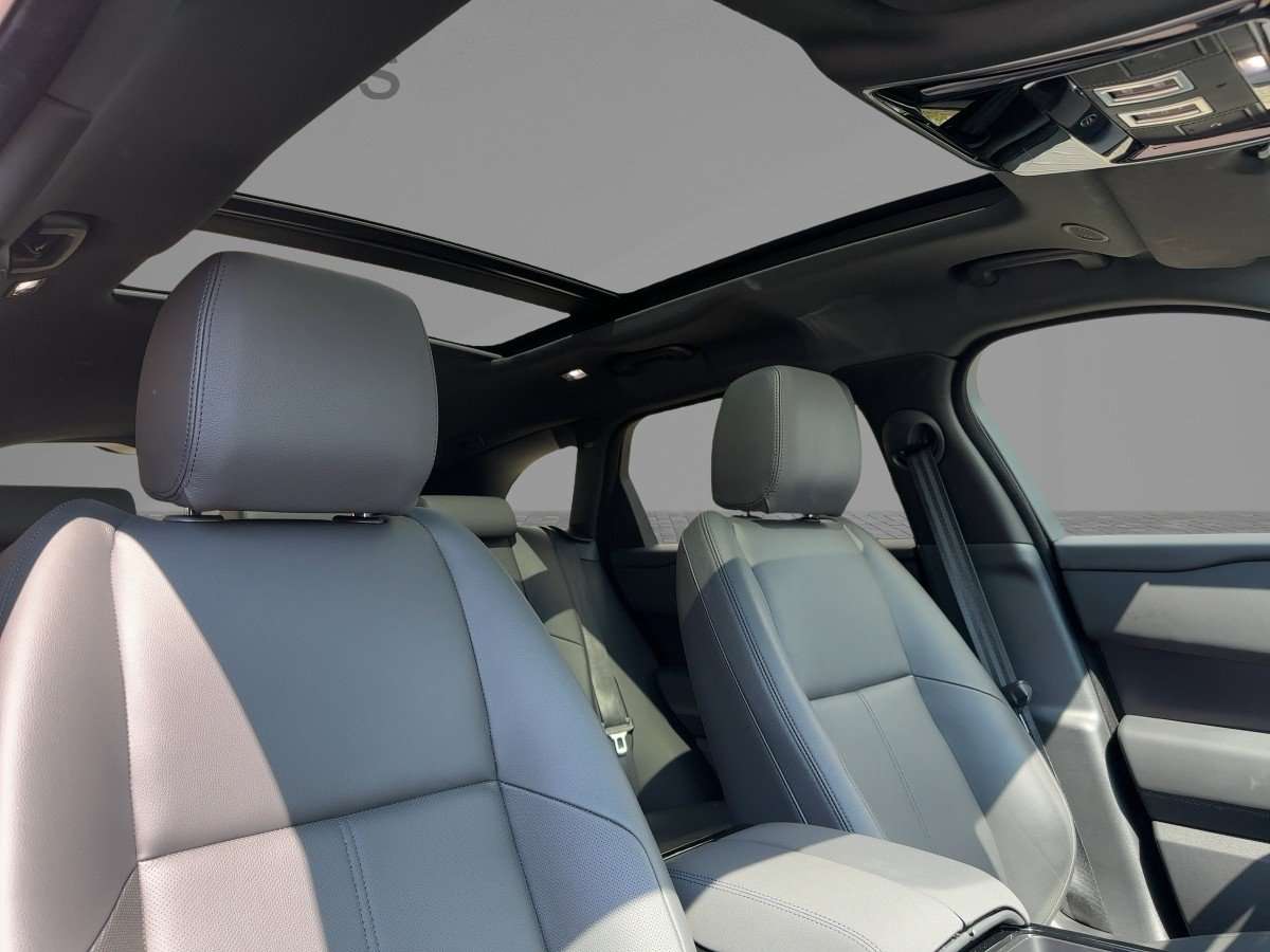 Fahrzeugbild eines Land Rover Range Rover Velar