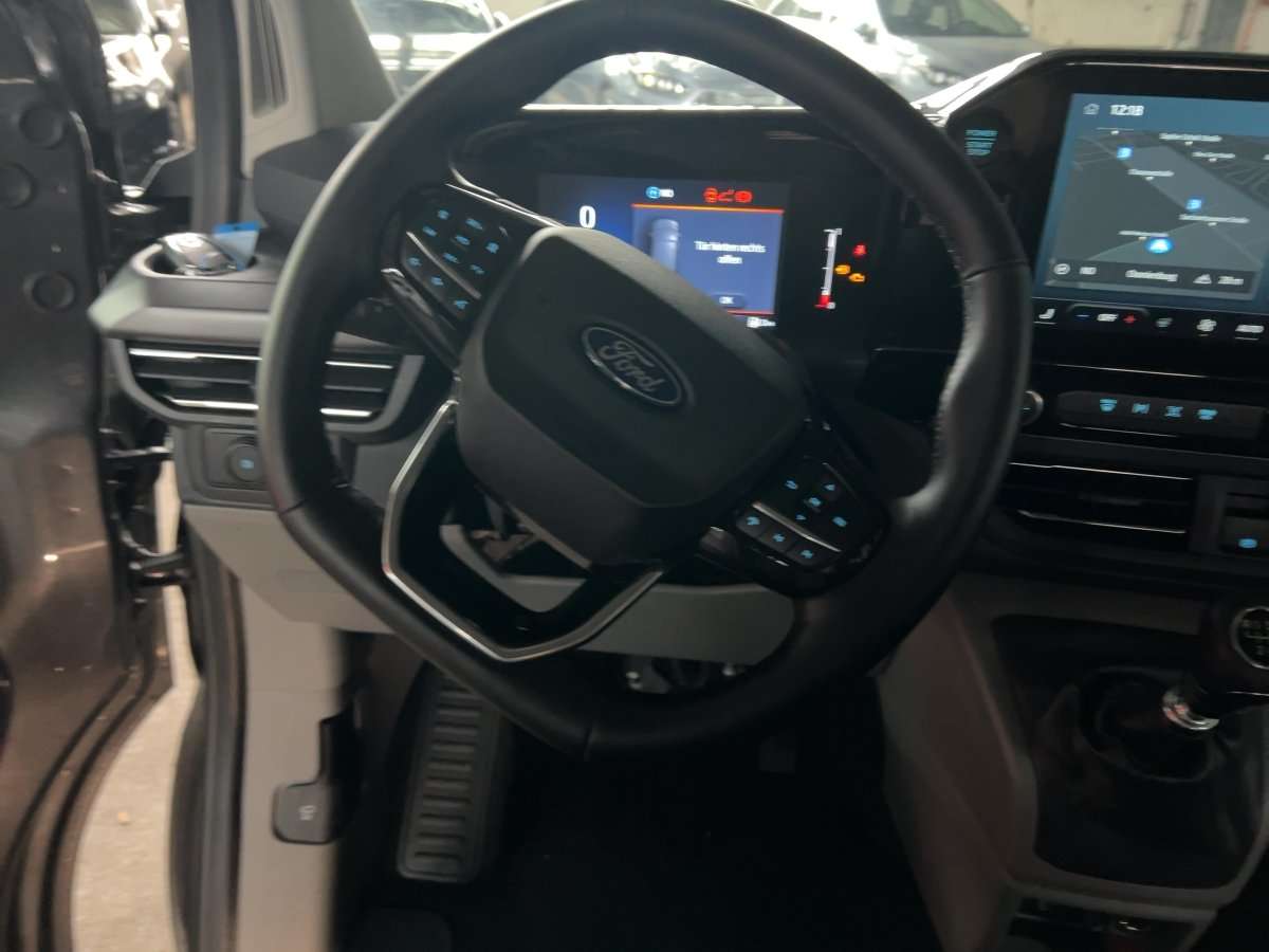 Fahrzeugbild eines Ford Tourneo Custom