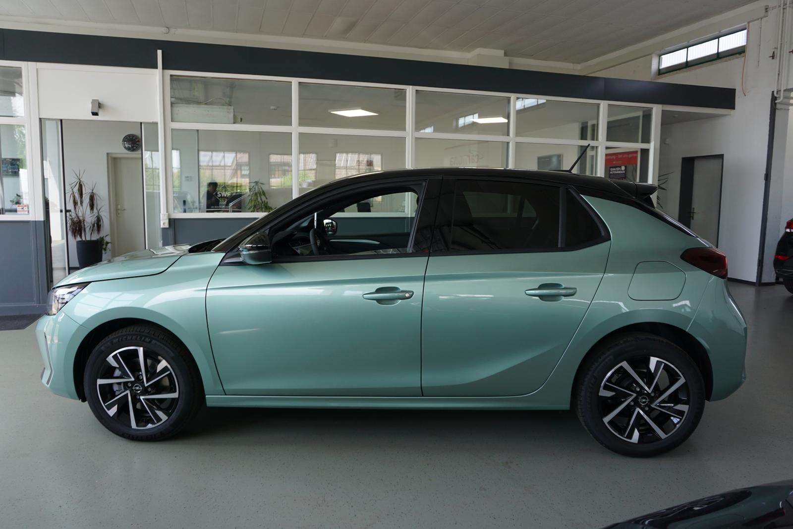 Fahrzeugbild eines Opel Corsa