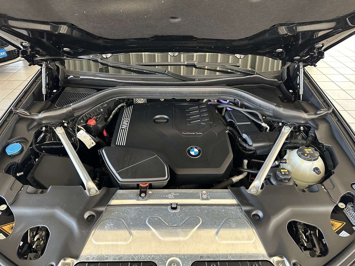 Fahrzeugbild eines BMW X4