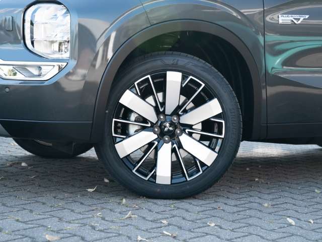 Fahrzeugbild eines Mitsubishi Outlander