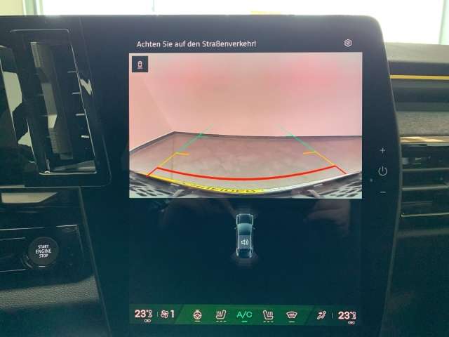 Fahrzeugbild eines Renault Rafale