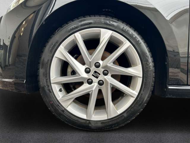 Fahrzeugbild eines SEAT Ibiza