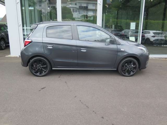 Fahrzeugbild eines Mitsubishi Space Star