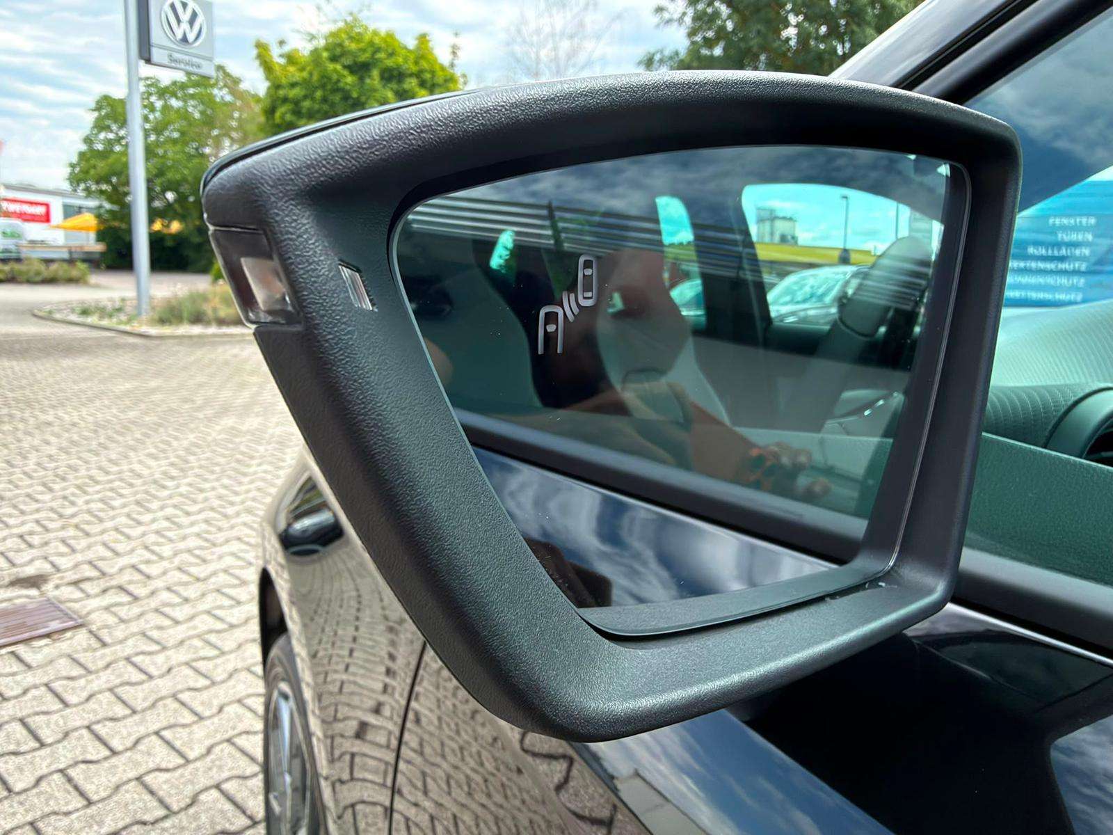 Fahrzeugbild eines SEAT Ibiza