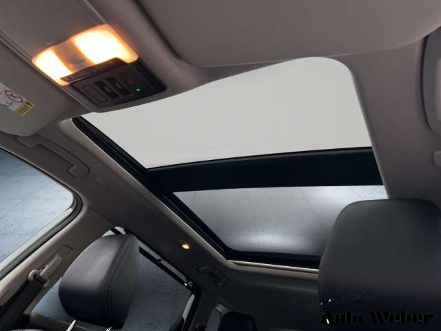 Fahrzeugbild eines Nissan X-TRAIL