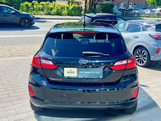 Fahrzeugbild eines Ford Fiesta