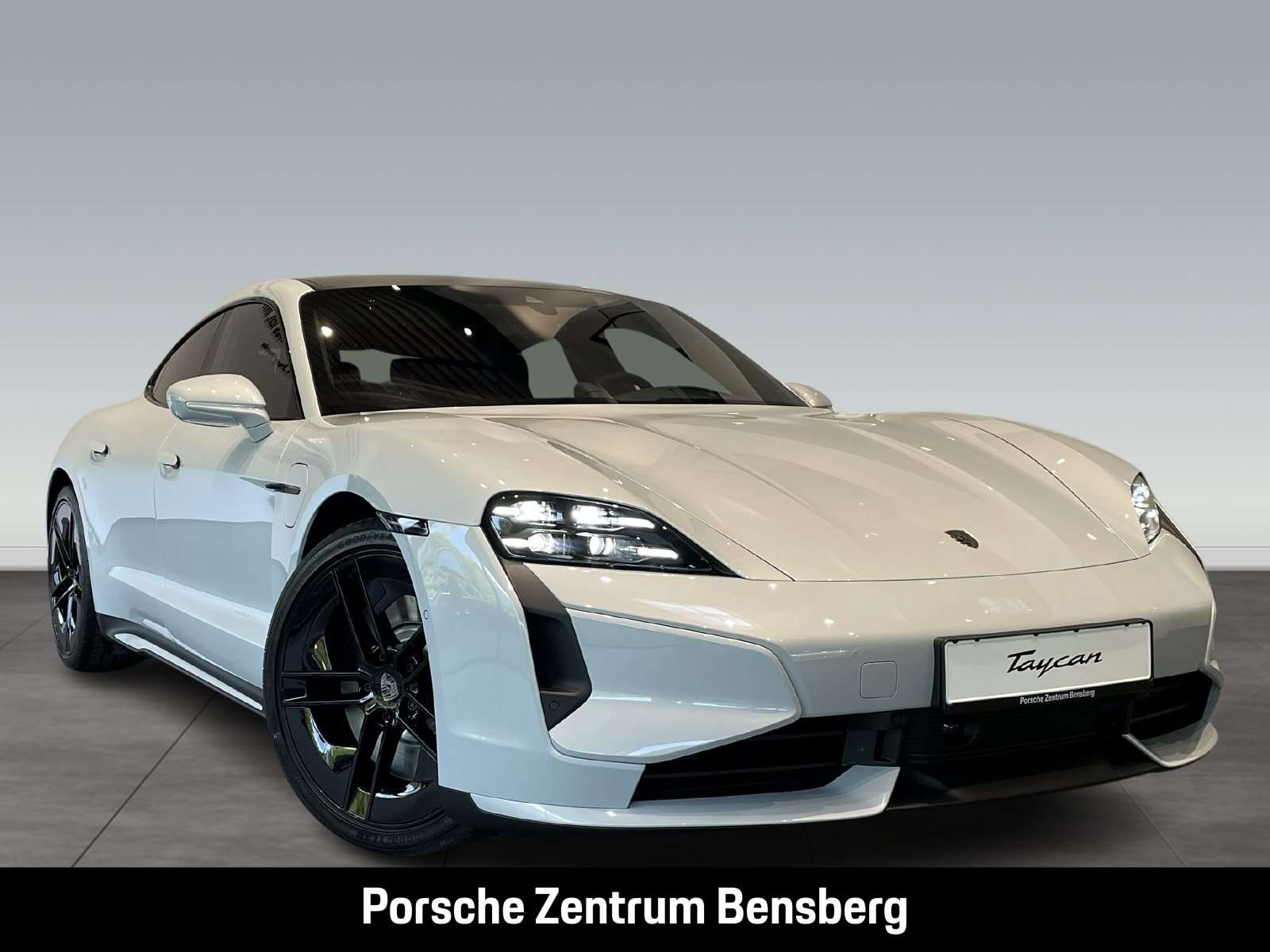 Fahrzeugbild eines Porsche Taycan