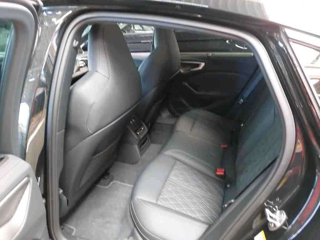 Fahrzeugbild eines Audi S5