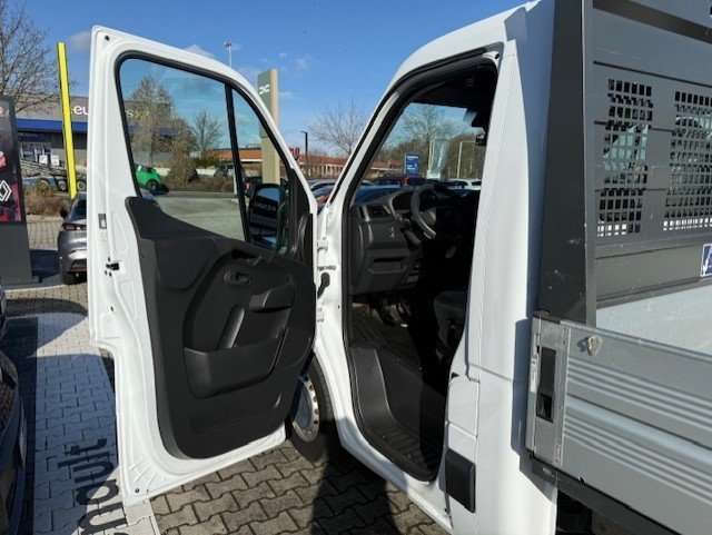 Fahrzeugbild eines Renault Master
