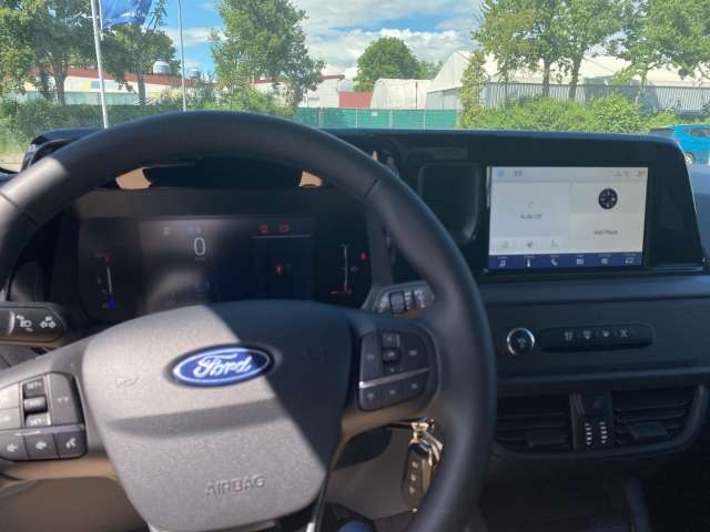 Fahrzeugbild eines Ford Transit Courier