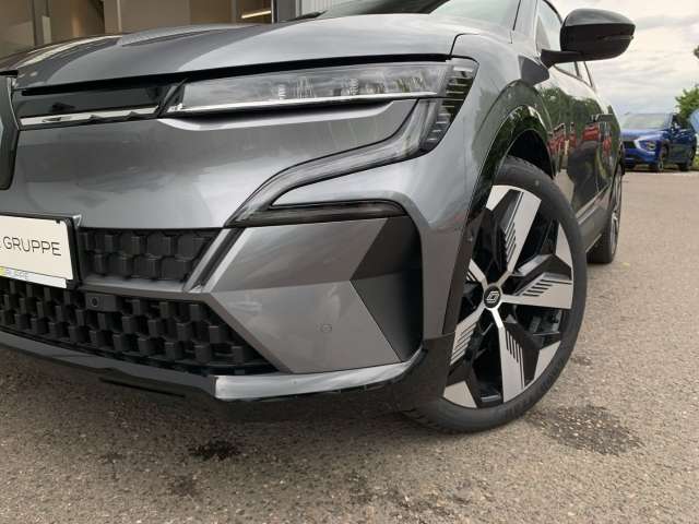 Fahrzeugbild eines Renault Megane E-TECH