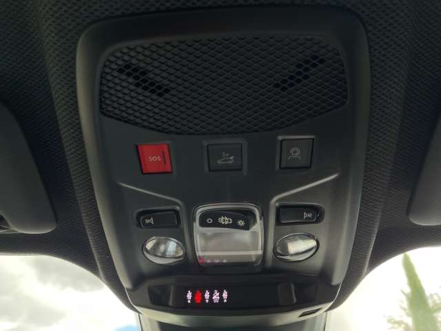 Fahrzeugbild eines Jeep Avenger