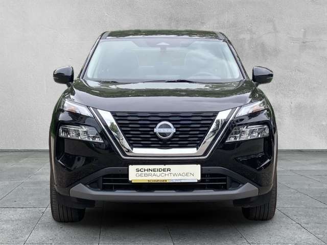 Fahrzeugbild eines Nissan X-TRAIL