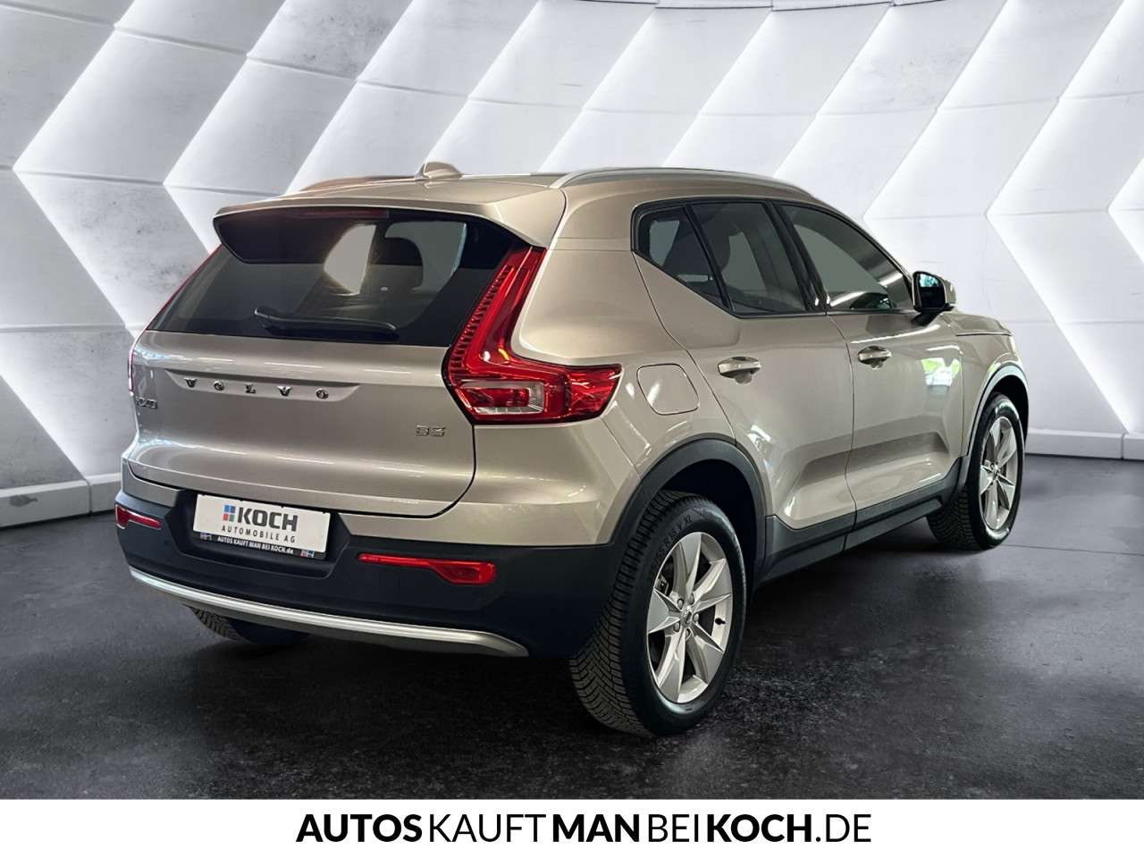 Fahrzeugbild eines Volvo XC40