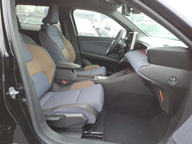 Fahrzeugbild eines Renault 5 E-TECH