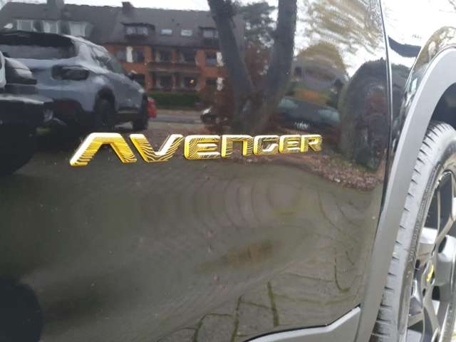 Fahrzeugbild eines Jeep Avenger