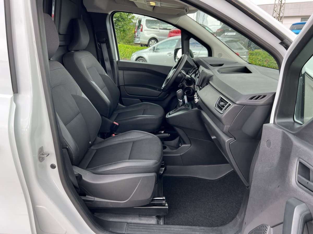 Fahrzeugbild eines Nissan Townstar
