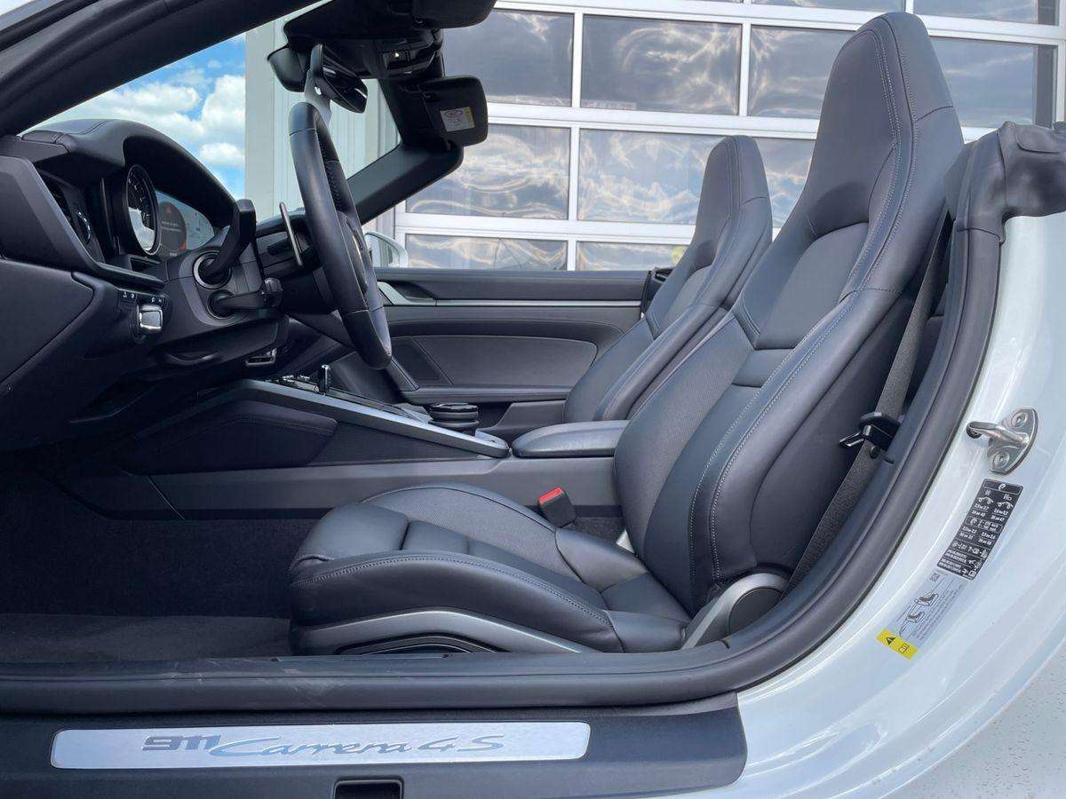 Fahrzeugbild eines Porsche 911